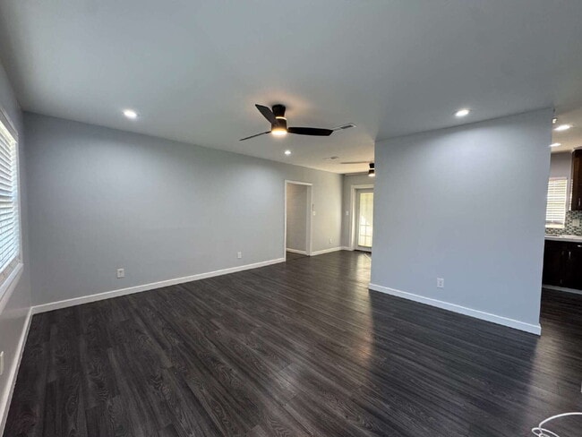 Foto del edificio - 1220 Tennessee Ave