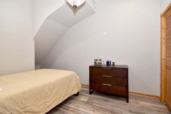 Foto del edificio - 1737 N Rockwell St