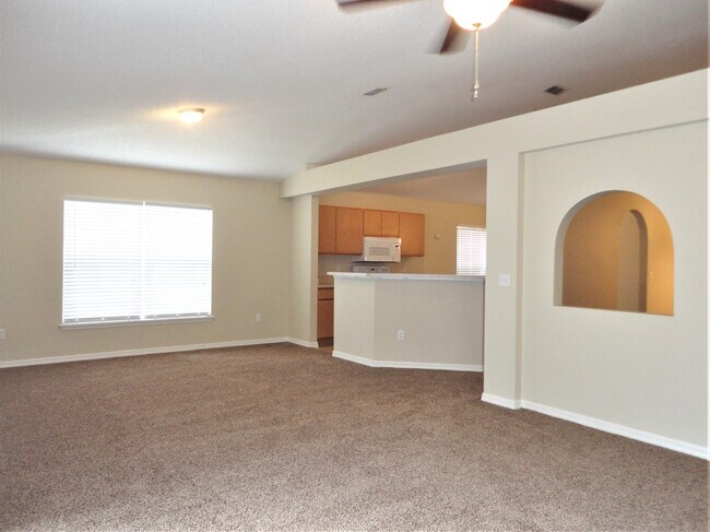 Building Photo - 18303 Elmhurst Lane