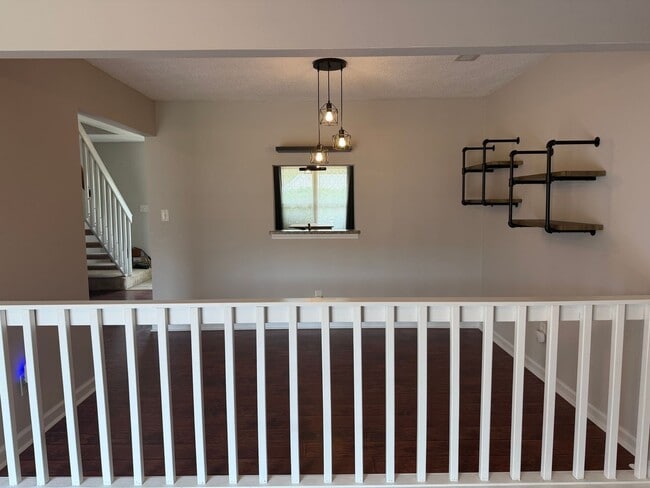 Building Photo - 775 Hecate Dr