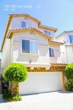 Building Photo - 700 Meyer Ln