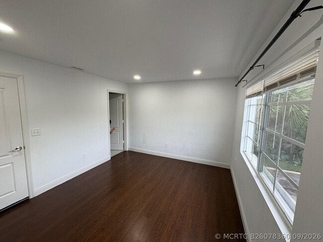 Building Photo - 4770 NW 57th Pl