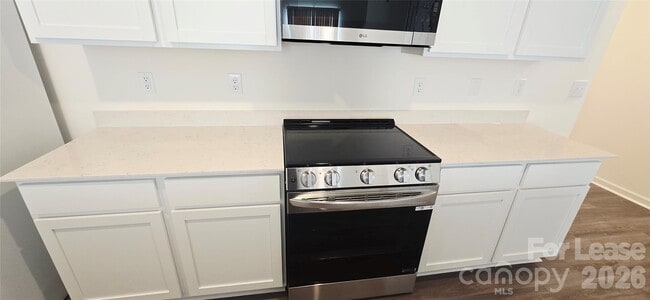 Building Photo - 1931 Tranquility Cir