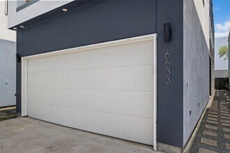 Building Photo - 6533 Castlebay Dr