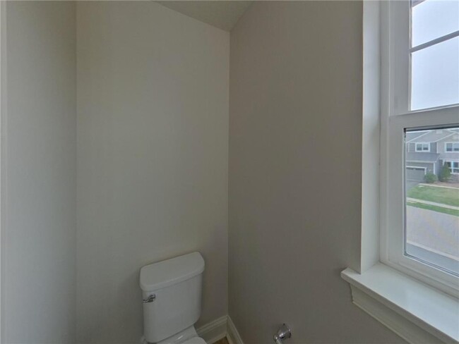 Foto del edificio - 1590 Edgebrook Ln