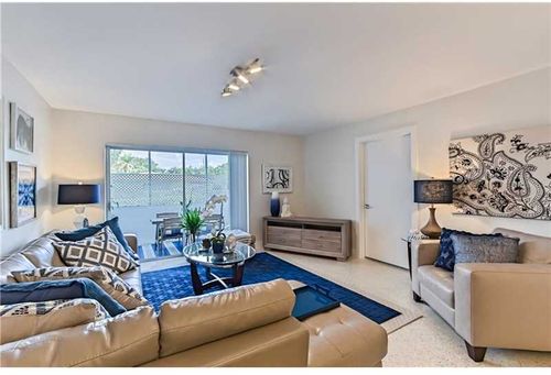 Foto del edificio - 2190 NE 51st Ct