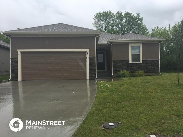213 NE Kim Ct, Grain Valley, MO 64029 House Rental in Grain Valley, MO