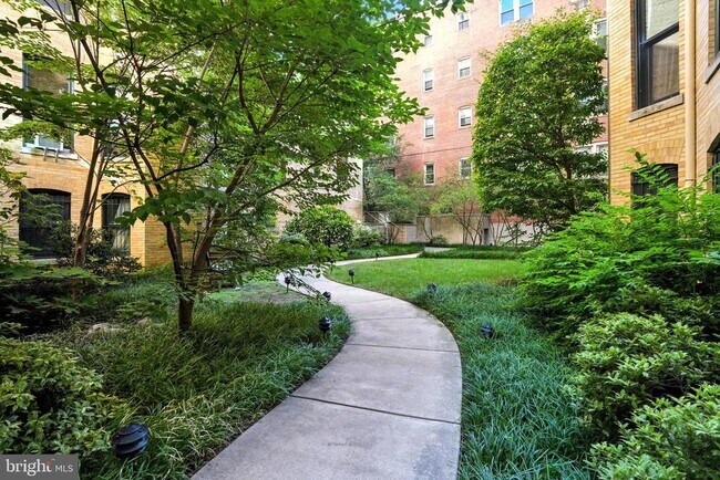 Foto del edificio - 2220 20th St NW