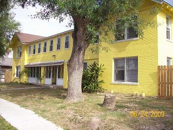 Building Photo - 214 E Madison