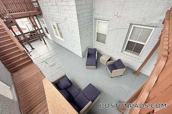 Foto del edificio - 278 Cabot St