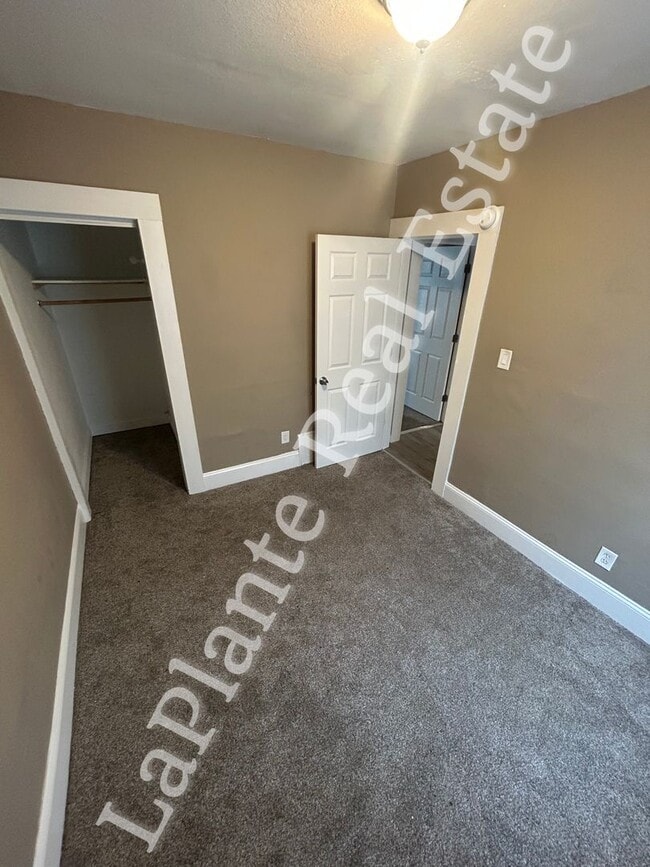 Building Photo - 2424 Airport Hwy