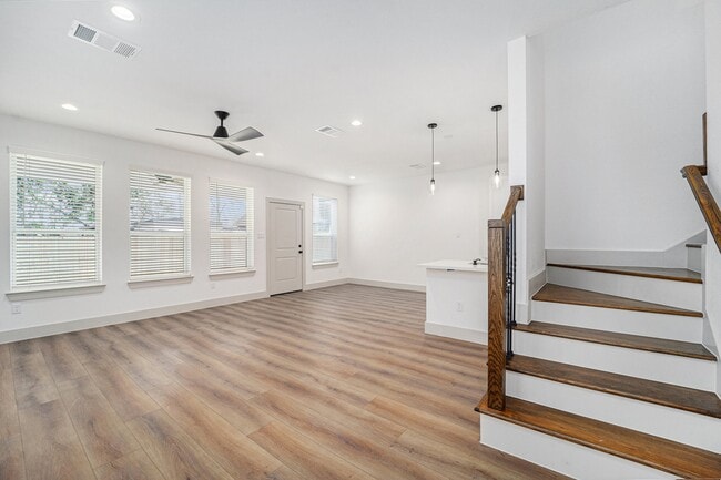 Foto del edificio - 6425 Anderson Rd