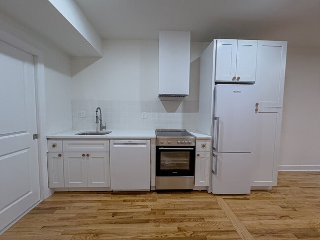 Photo - 536 N 19th St Apartment