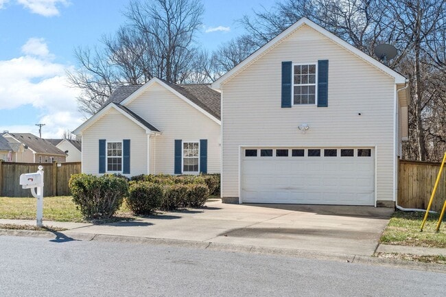 Building Photo - 3832 Cannondale Dr