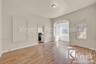 Building Photo - 1128 Marin St