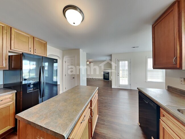 Foto del edificio - 620 Bristlecone Pine Dr