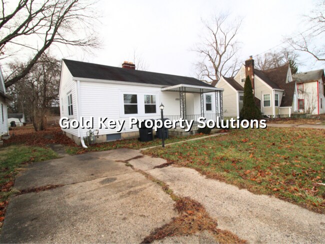 Foto del edificio - 3 Bed 1 Bath Home with Central Air and Basement (SECTION 8 APPROVED)