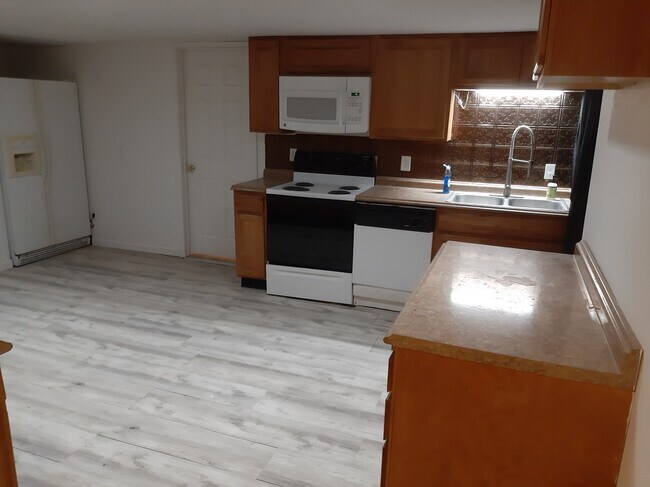 Foto del edificio - 58498 E 42nd Dr