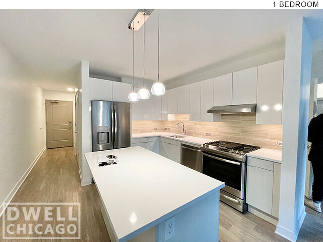 Foto del edificio - 2300 N Lincoln Ave