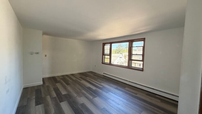 SALA DE ESTAR - 34 Mawhinney Ave