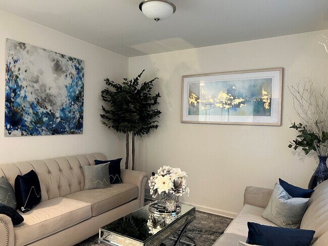 Foto del edificio - 2528 Mable Ln