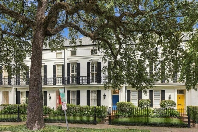 Foto del edificio - 2605 St Charles Ave