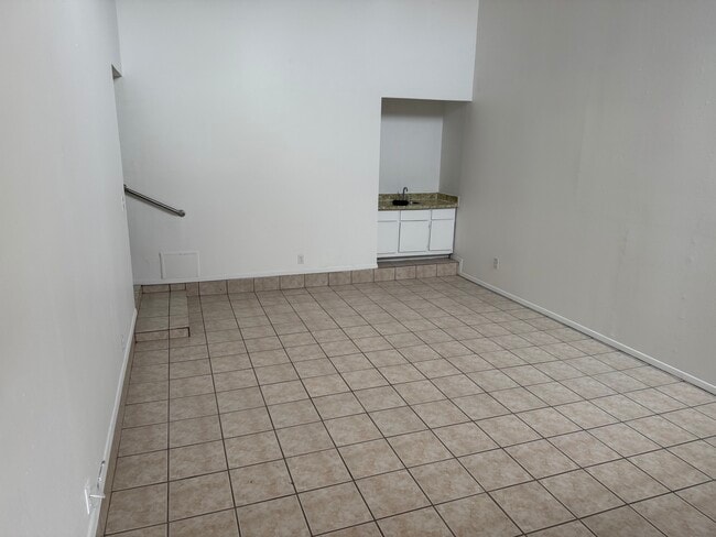 Foto del edificio - 3512 E Glen Dr