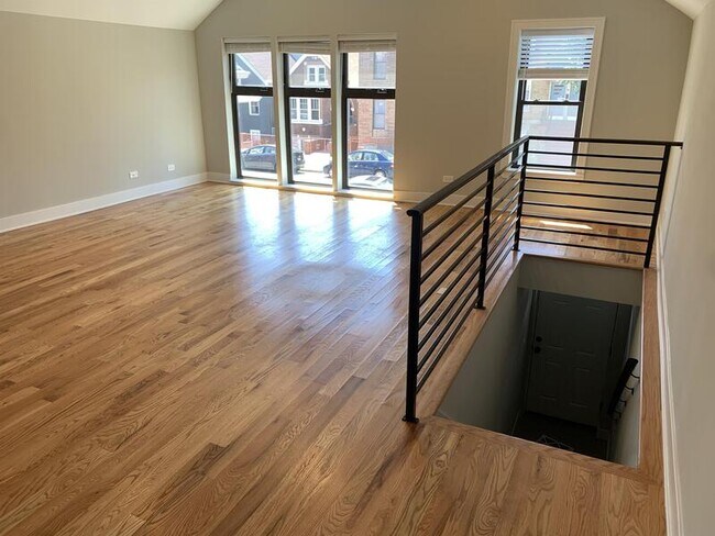 Foto del edificio - 2336 W 19th St