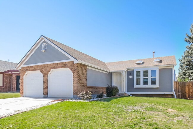 Foto del edificio - 4557 Gibraltar Way