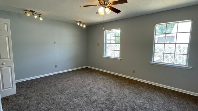 Building Photo - 500 Palmetto St