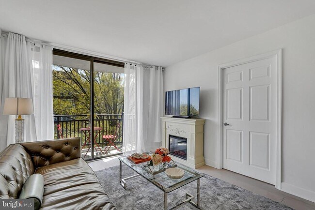Building Photo - 3401-3420 38th St NW