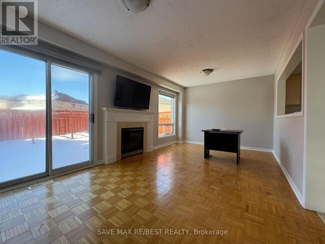 Building Photo - 48 Zia Dodda Crescent