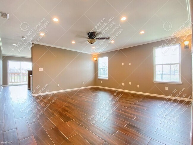 Building Photo - 3 br, 2 bath House - 1002 SW 39th St
