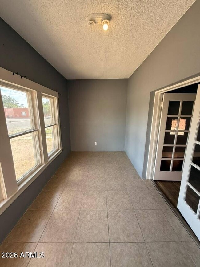 Foto del edificio - 718 11th St