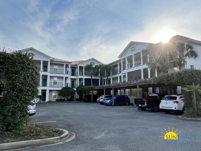 Building Photo - Beautiful Partially Furnished Condo in Downtown Fort Walton Beach!