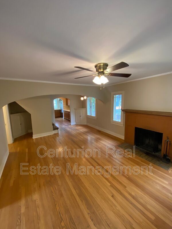 Foto del edificio - 517 23rd St SE