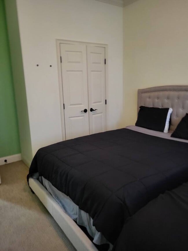 Foto del edificio - 3032 Bella Vista Dr