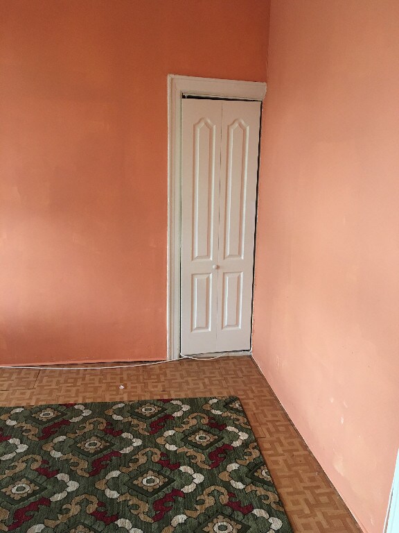 Foto del edificio - 120 Wyona St