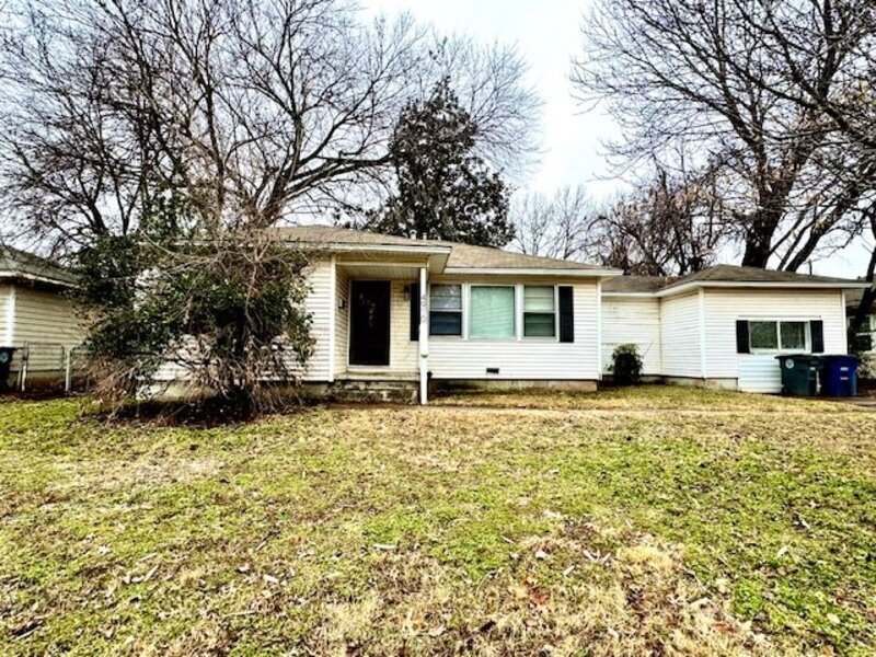 Primary Photo - 4910 S Cincinnati Ave