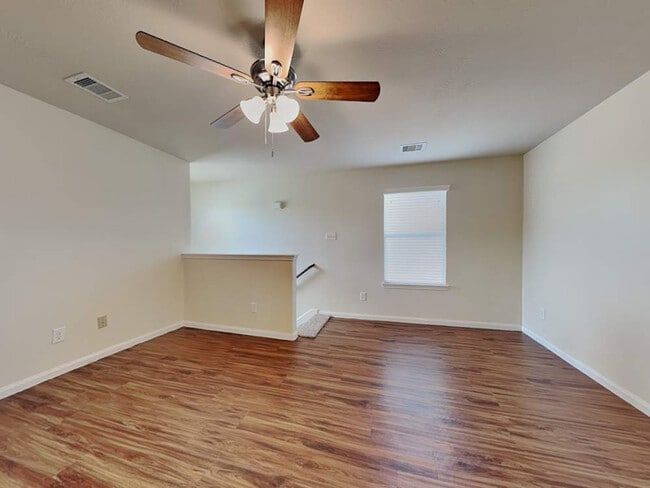 Building Photo - 18819 S Lyford Dr