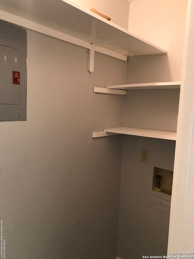 Foto del edificio - 514 Kellys Way