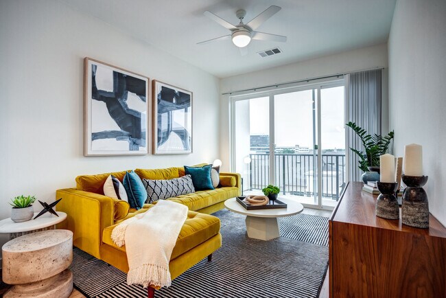 Foto del edificio - Lakeshore Pearl