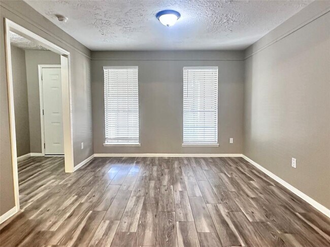 Building Photo - 9710 Galston Ln