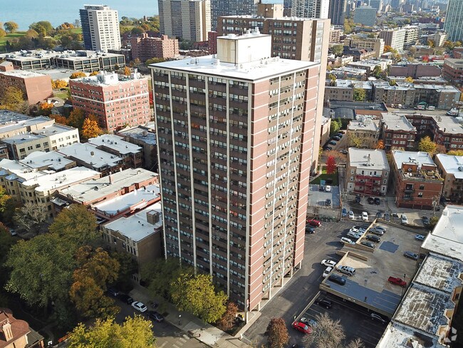 Buena Shores Apartments Chicago Il Apartments Com