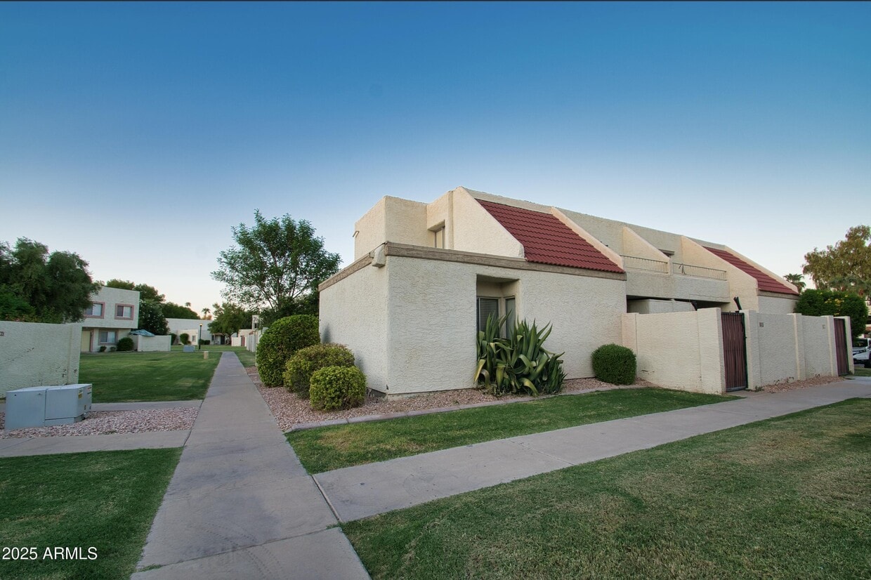 Primary Photo - 6018 N 79th St