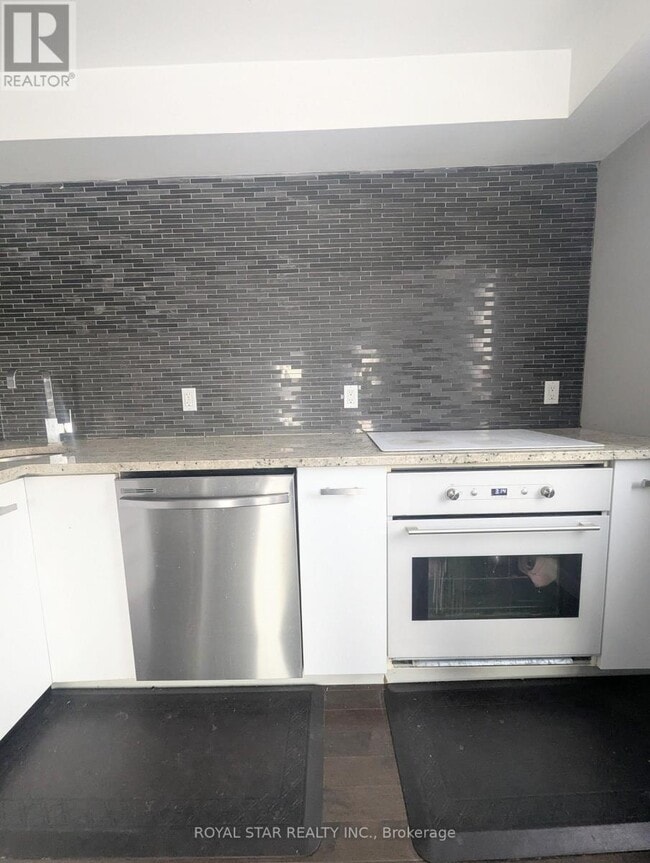 Photo du bâtiment - 1175 March Rd