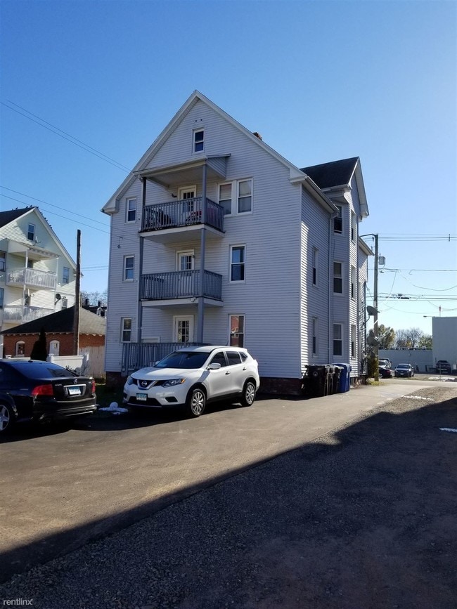Building Photo - 436 Park St