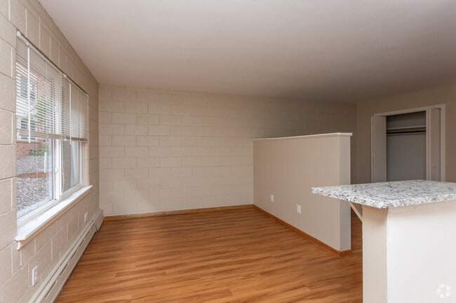 Estudio, 1BA - 500ft - Colfax Villas I