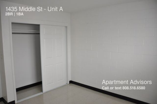 Building Photo - 1435 Middle St
