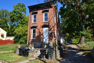 Building Photo - 1986 Queen City Ave